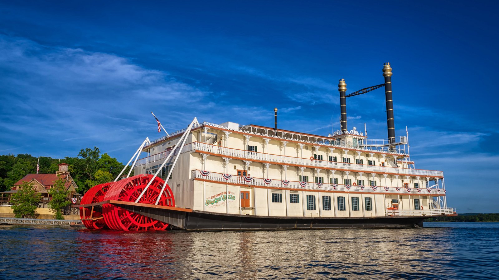 Silver Dollar City’s Showboat Branson Belle on Table Rock Lake.